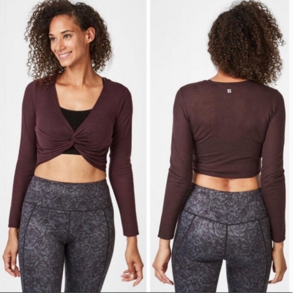 Burgundy Sweaty Betty twist knot crop top